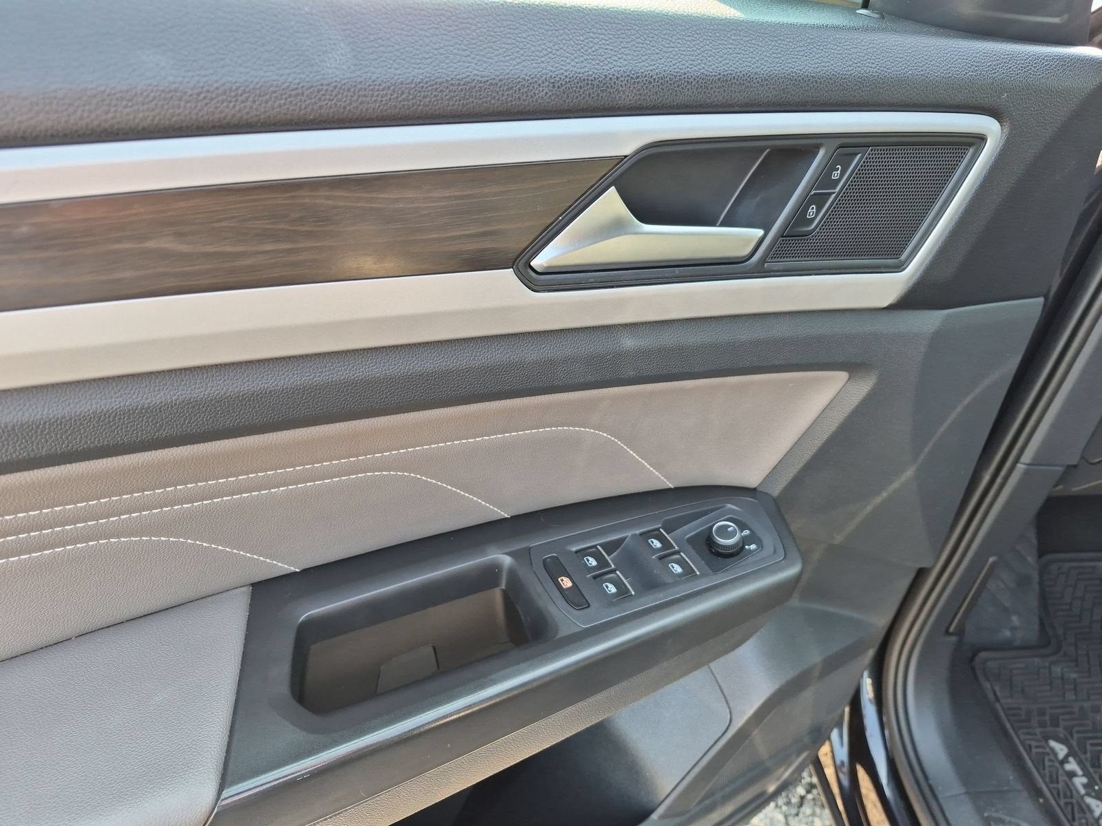 2022 Volkswagen Atlas 2.0T SE