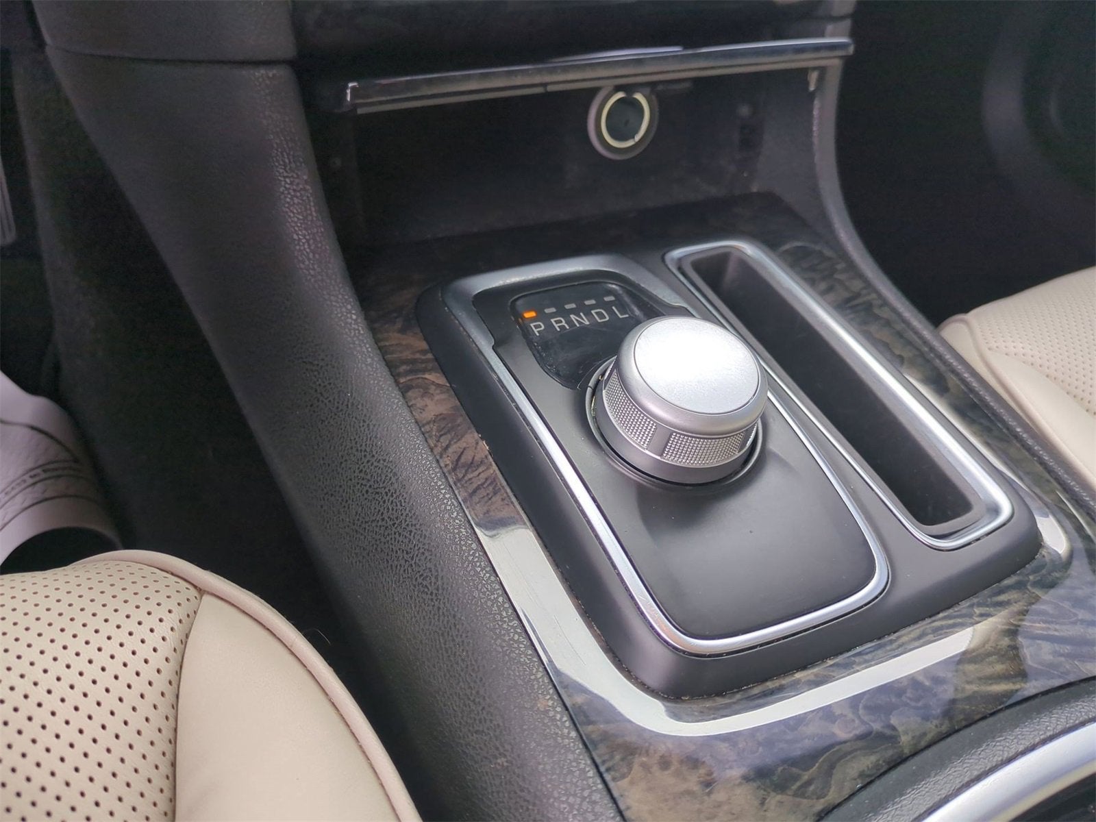 2022 Chrysler 300 Touring L