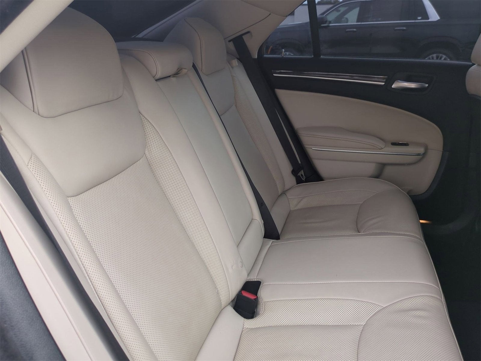 2022 Chrysler 300 Touring L