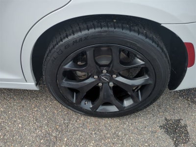 2022 Chrysler 300 Touring L