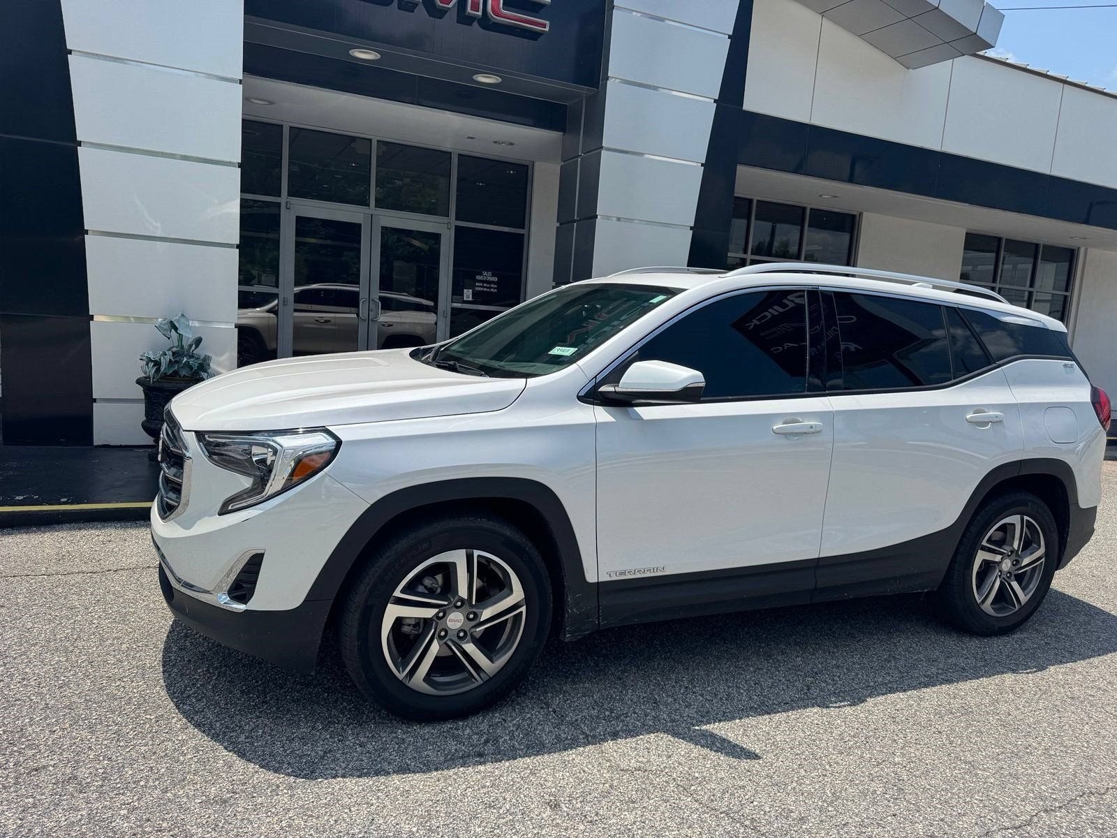 2021 GMC Terrain SLT