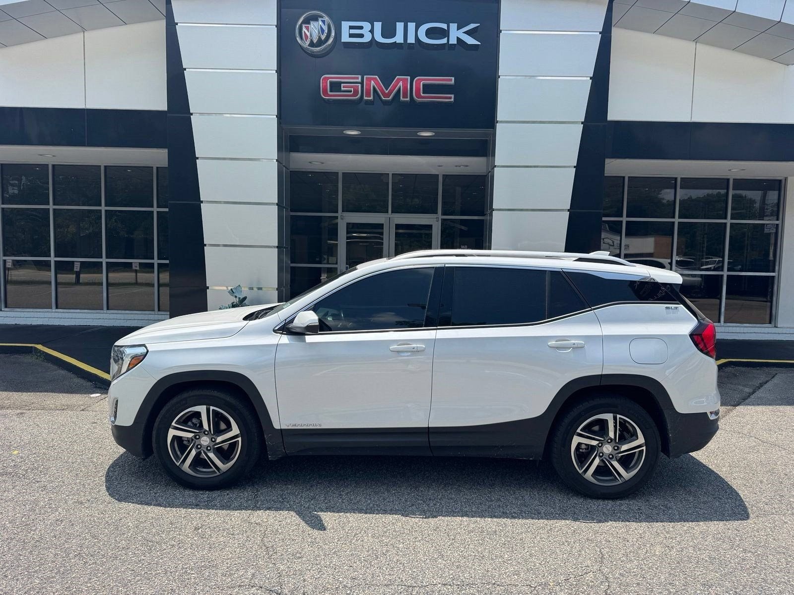2021 GMC Terrain SLT
