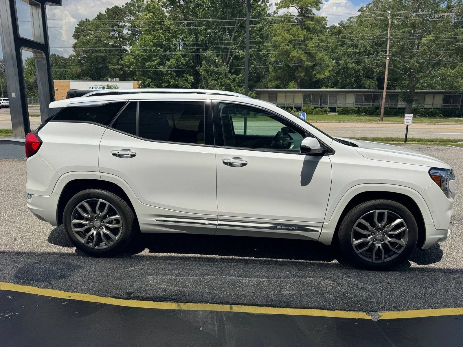 2023 GMC Terrain Denali