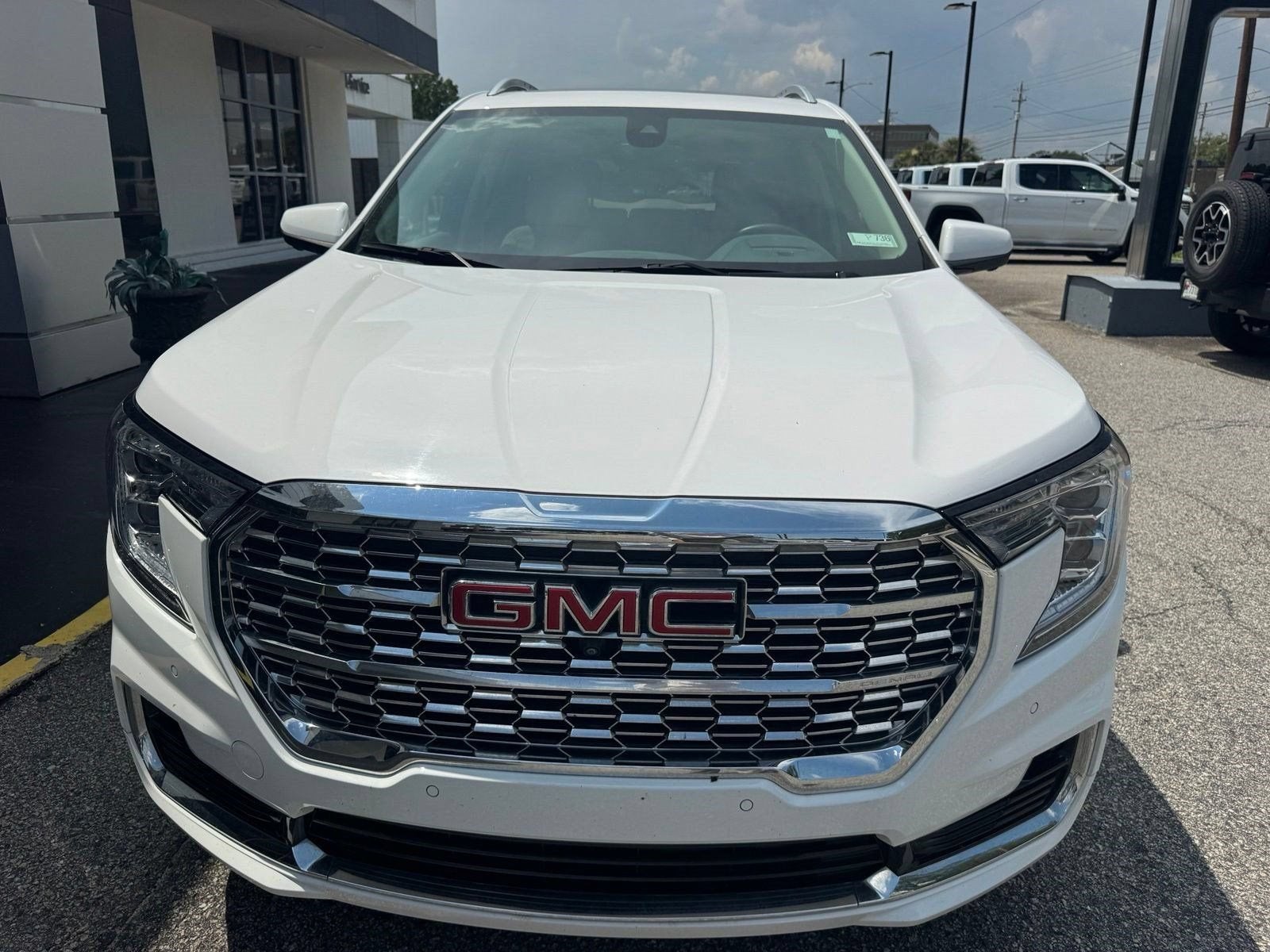 2023 GMC Terrain Denali