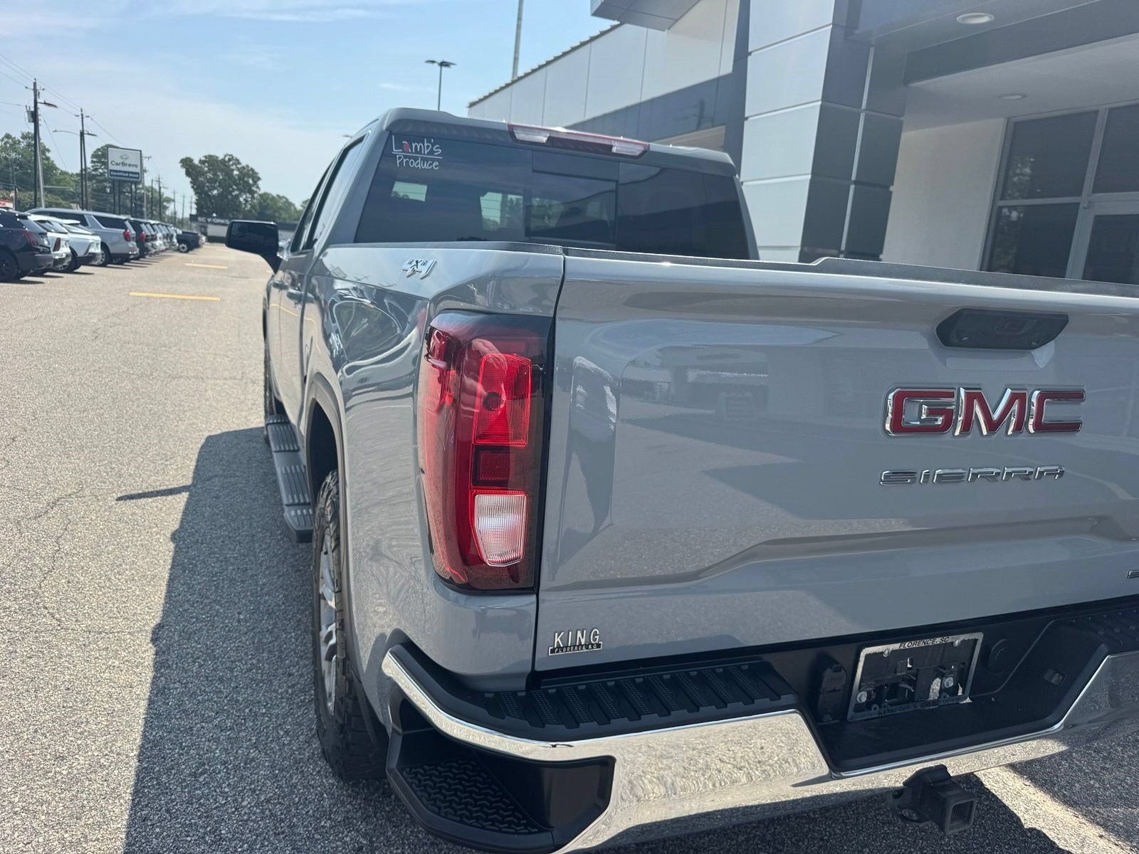 2024 GMC Sierra 1500 SLE