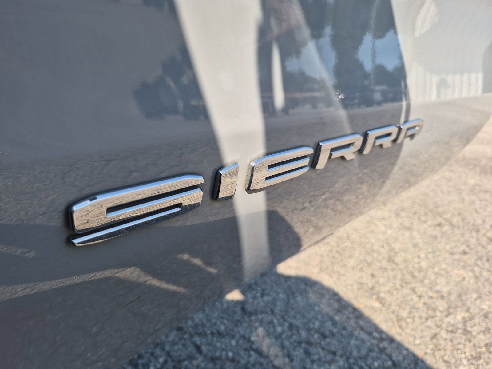 2024 GMC Sierra 1500 SLE