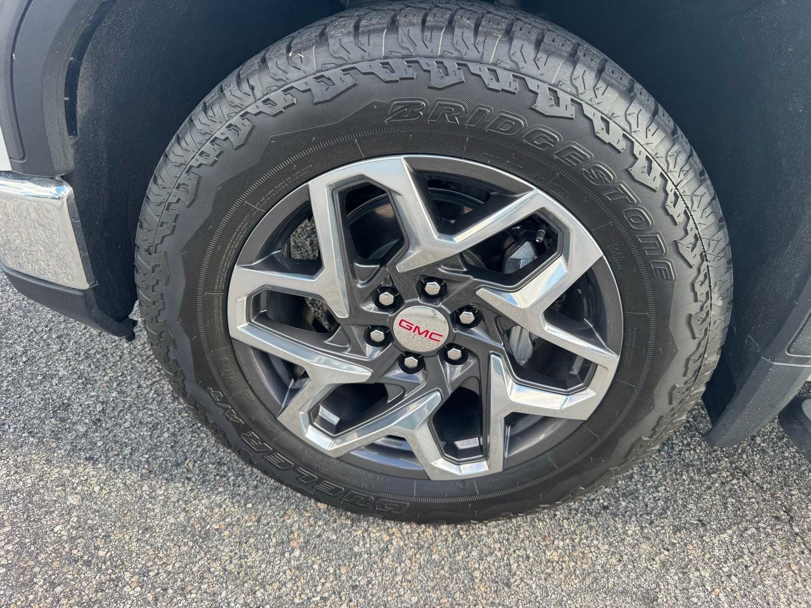 2024 GMC Sierra 1500 SLT