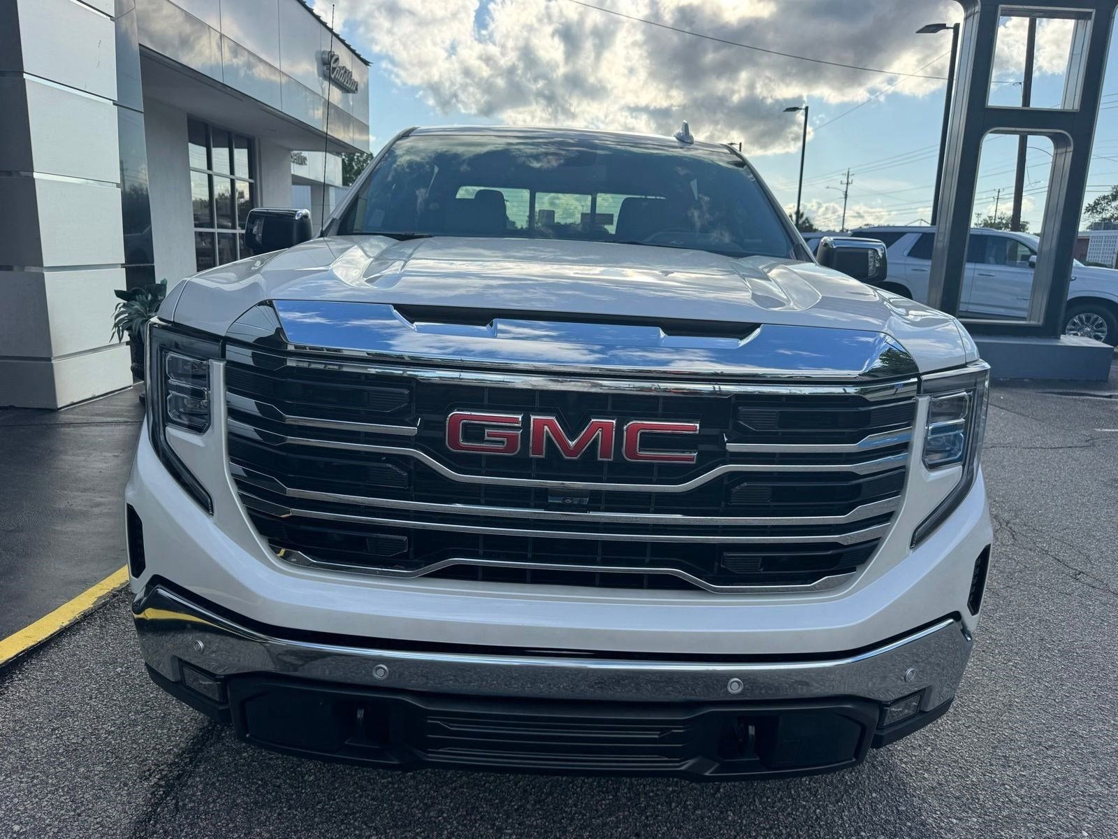 2024 GMC Sierra 1500 SLT
