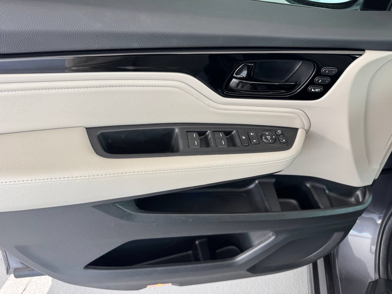 2025 Honda Odyssey Elite