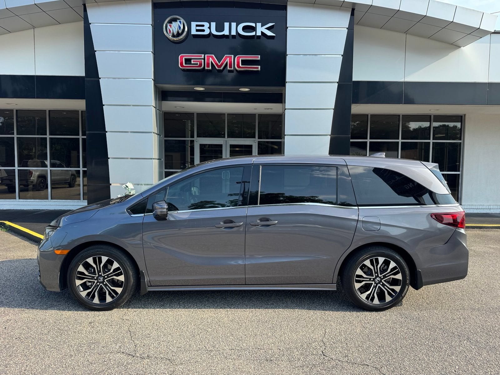 2025 Honda Odyssey Elite