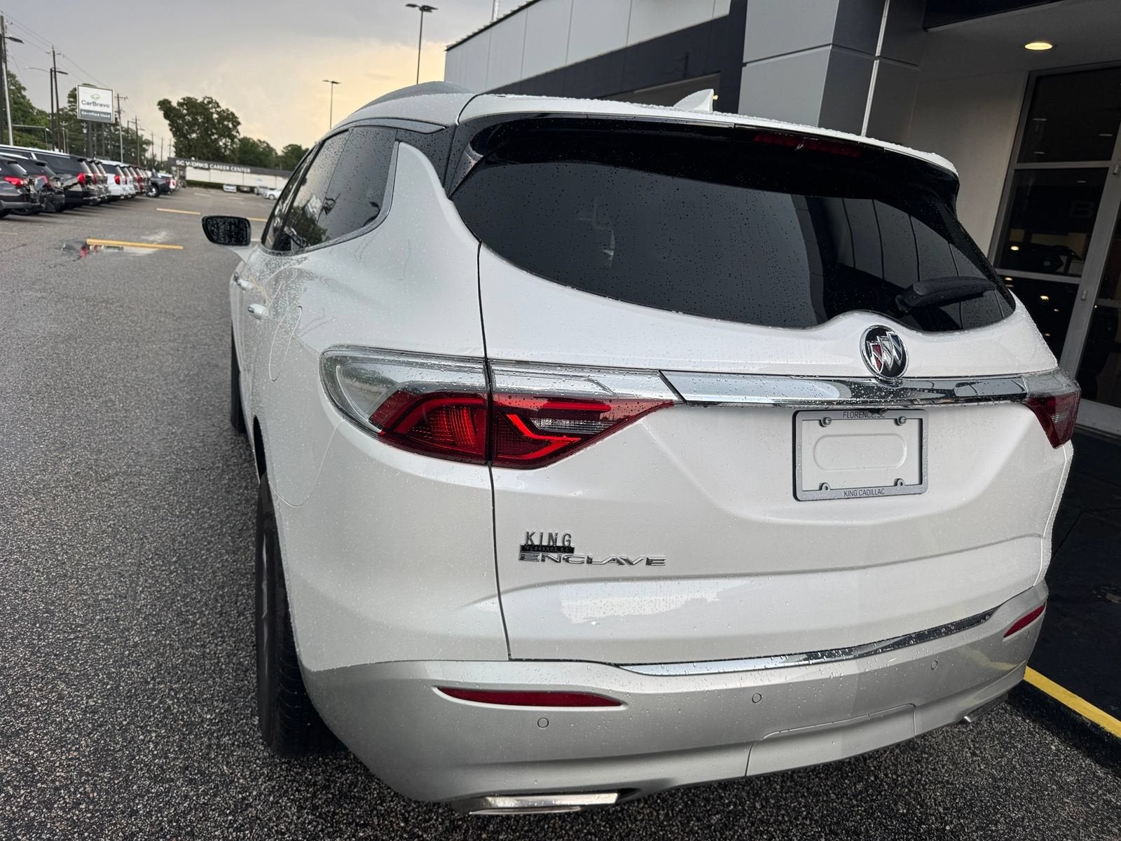 2023 Buick Enclave Essence