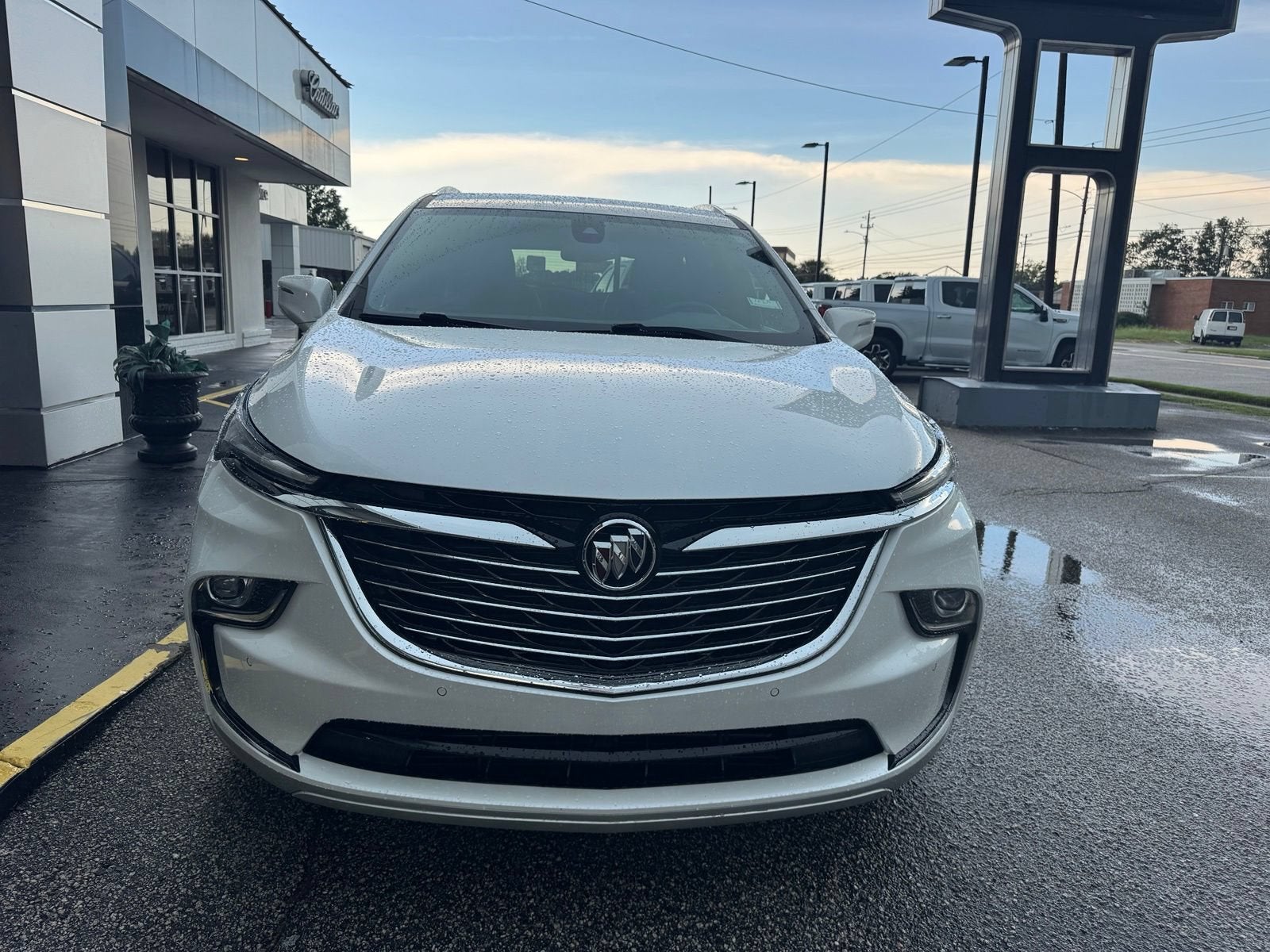 2023 Buick Enclave Essence