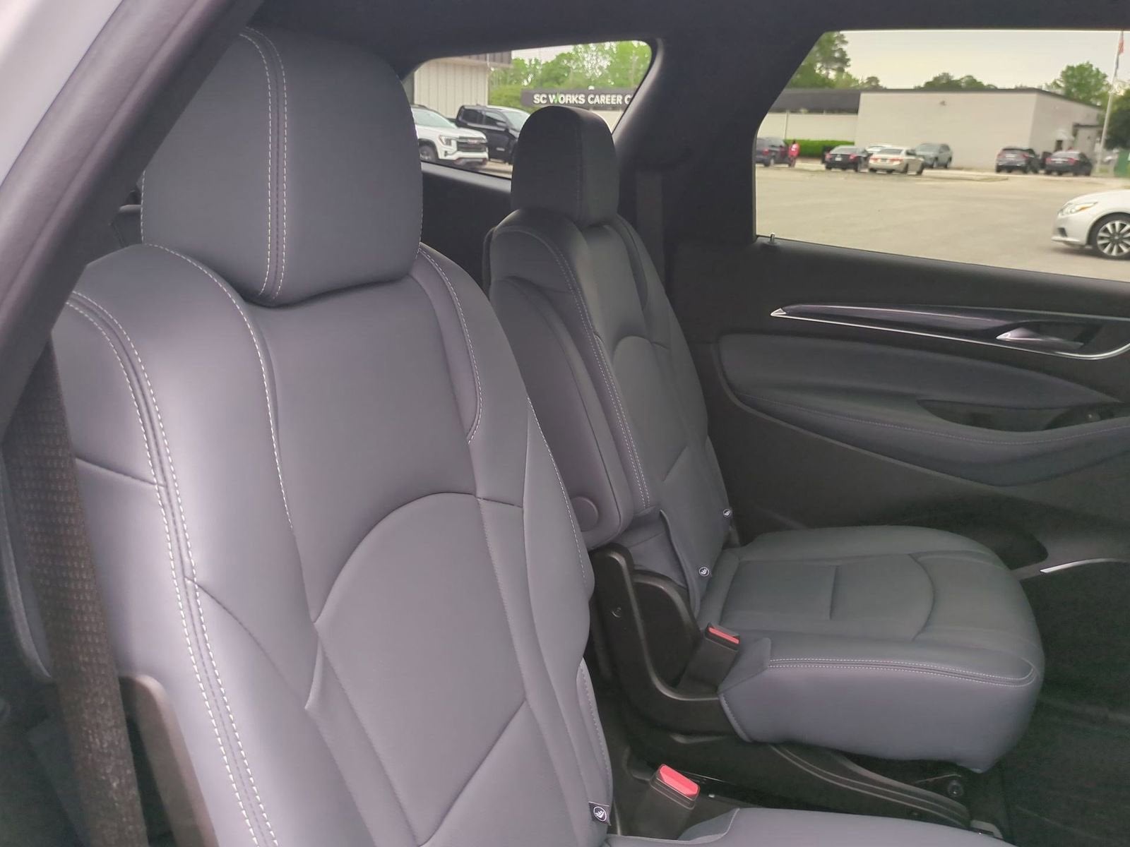 2024 Buick Enclave Essence