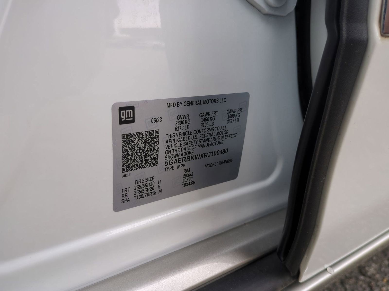 2024 Buick Enclave Essence