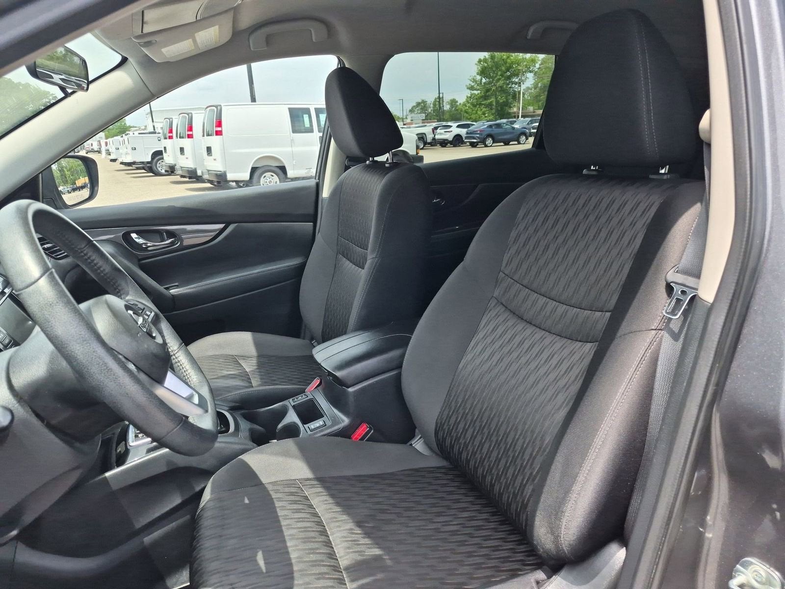 2020 Nissan Rogue SV FWD