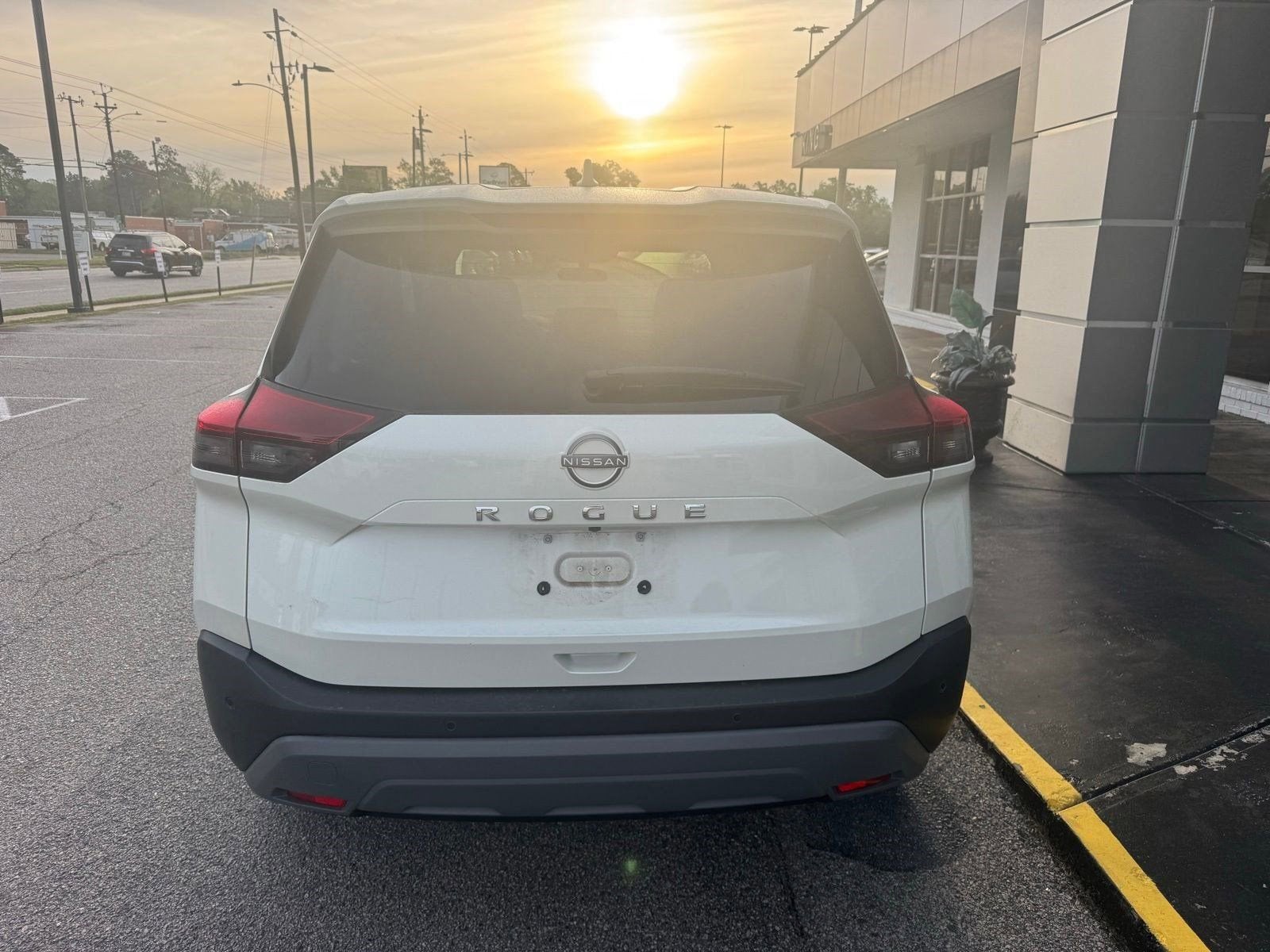 2023 Nissan Rogue SV FWD