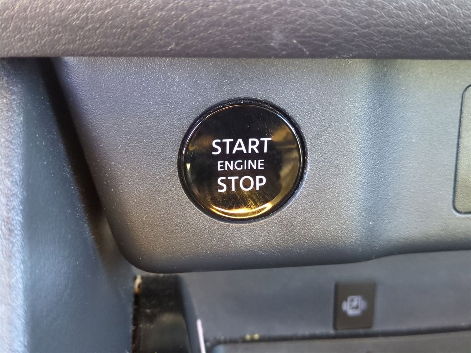 2024 Nissan Rogue SL FWD