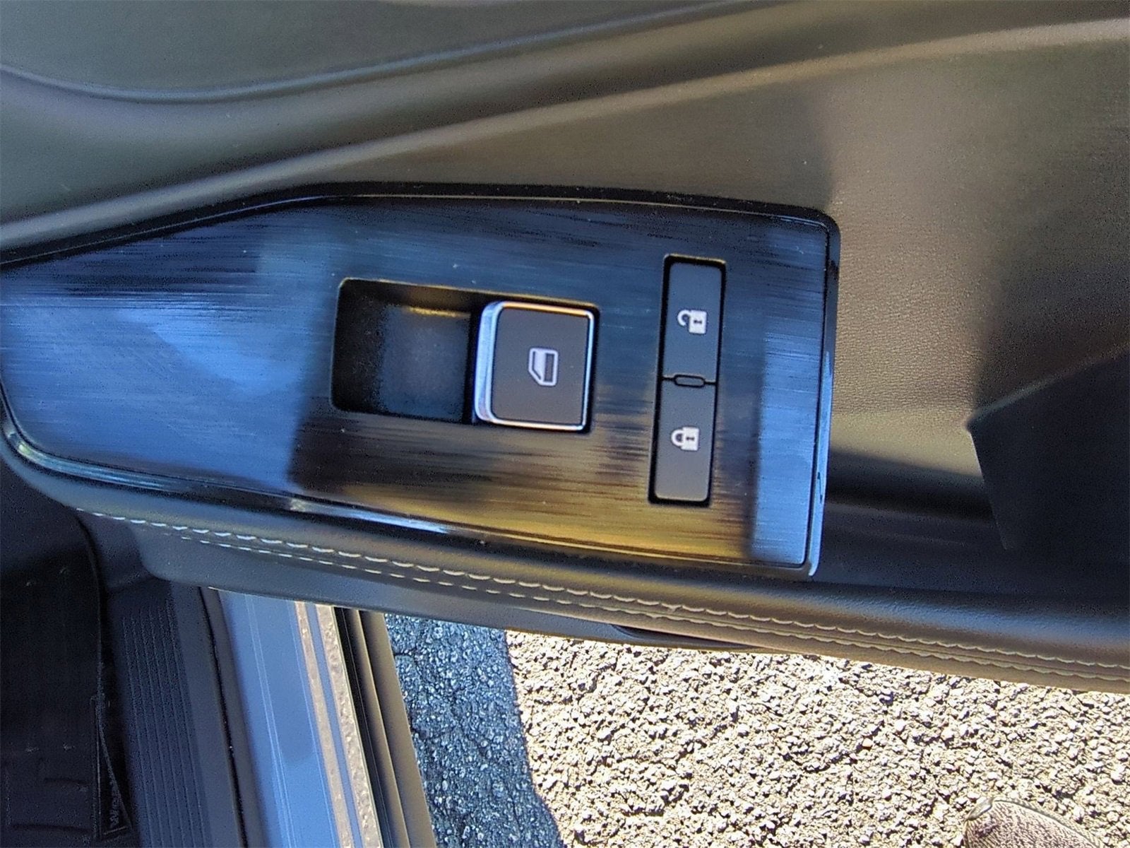 2024 Nissan Rogue SL FWD