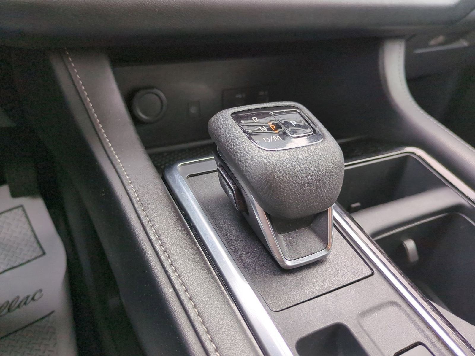 2024 Nissan Pathfinder SL 4WD