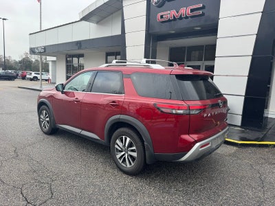 2024 Nissan Pathfinder SL 4WD