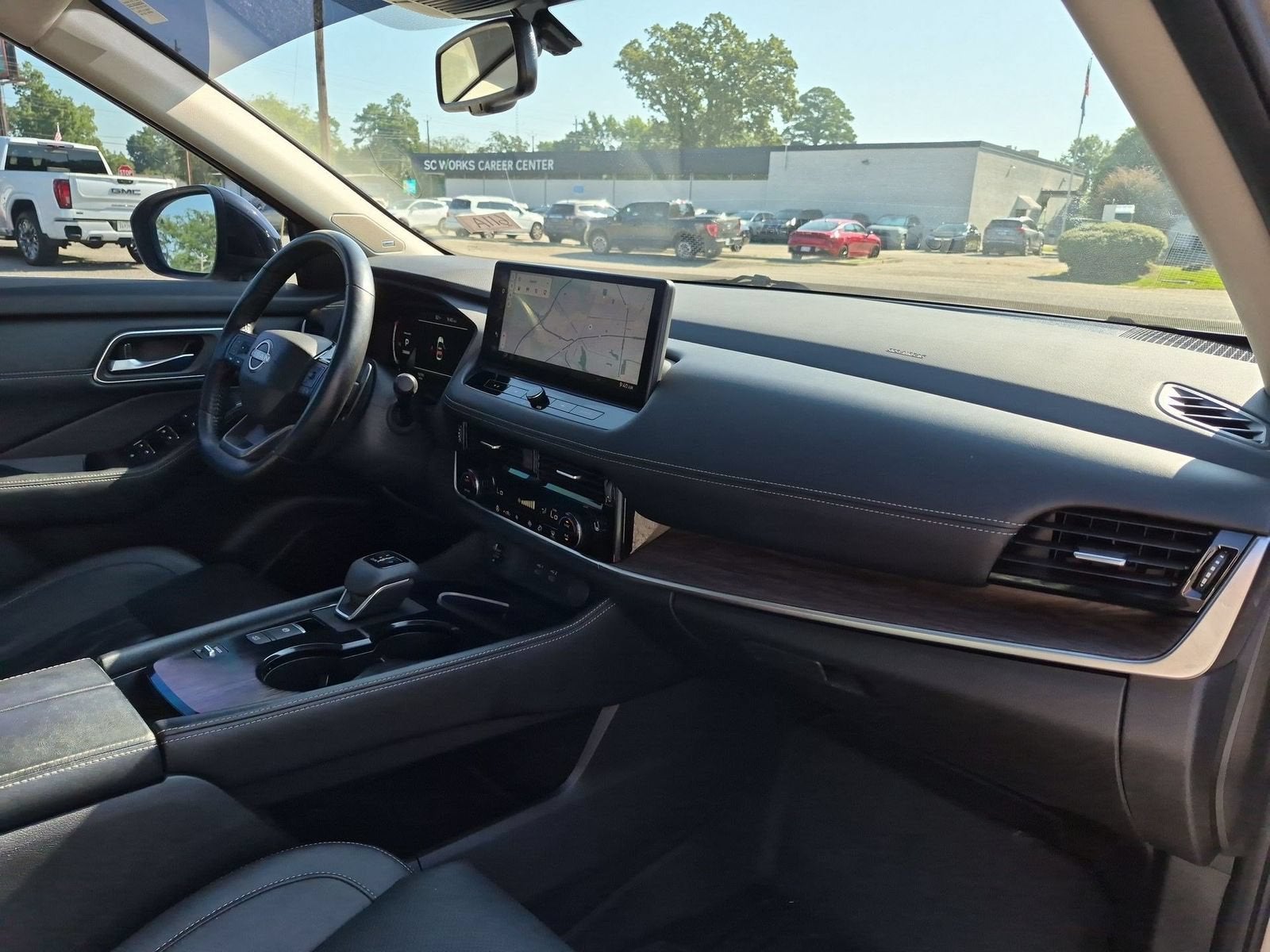 2025 Nissan Rogue Platinum FWD