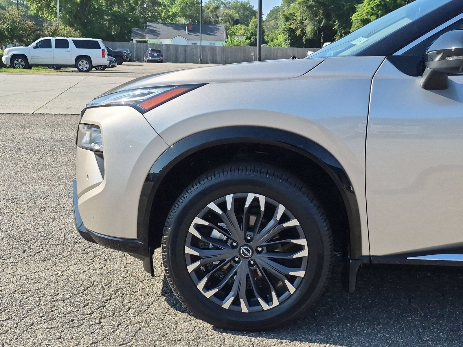 2025 Nissan Rogue Platinum FWD