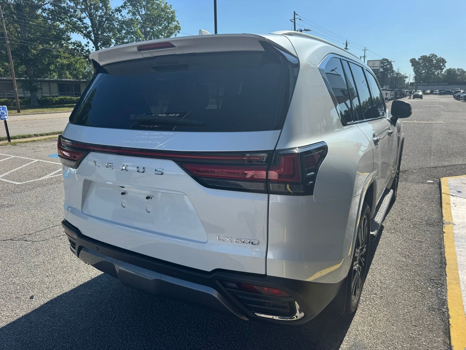 2025 Lexus LX LX 600 Luxury