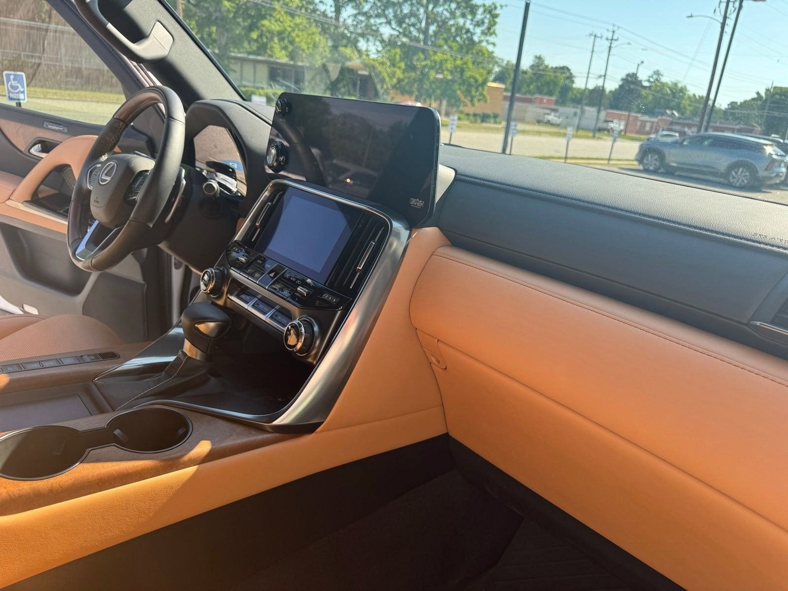 2025 Lexus LX LX 600 Luxury