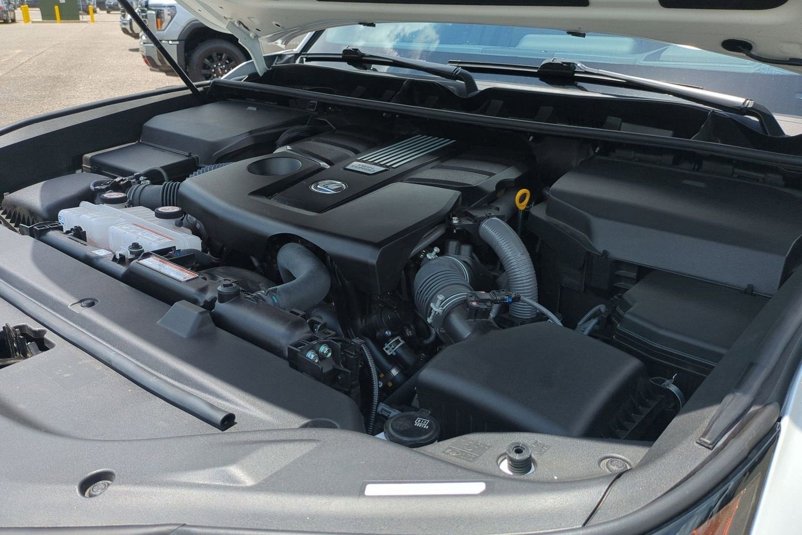 2025 Lexus LX LX 600 Luxury