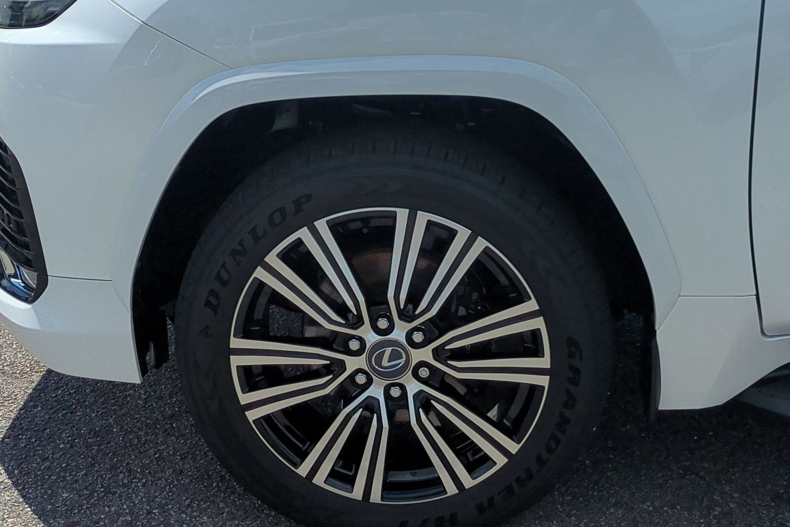 2025 Lexus LX LX 600 Luxury