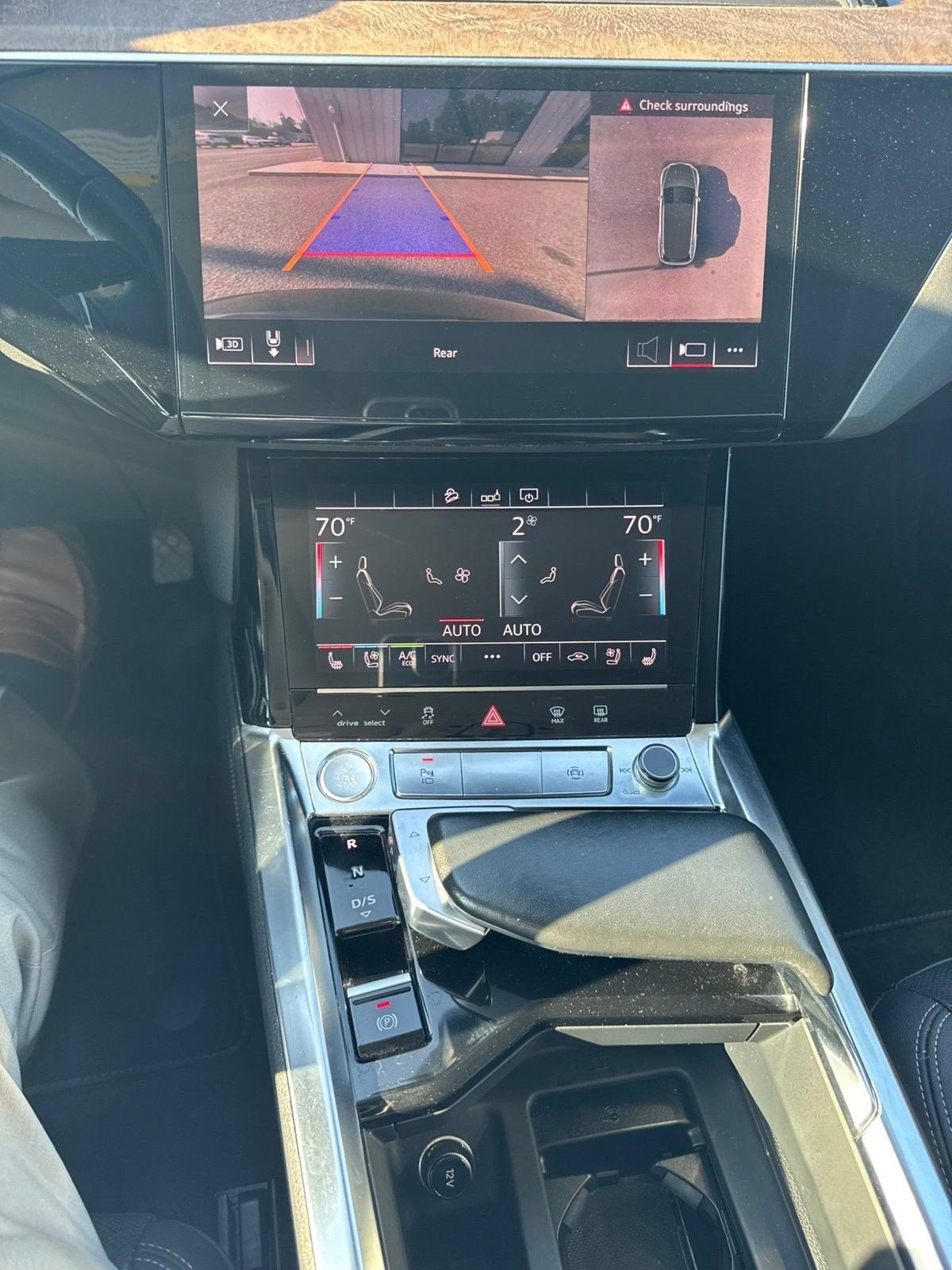 2019 Audi e-tron Premium Plus