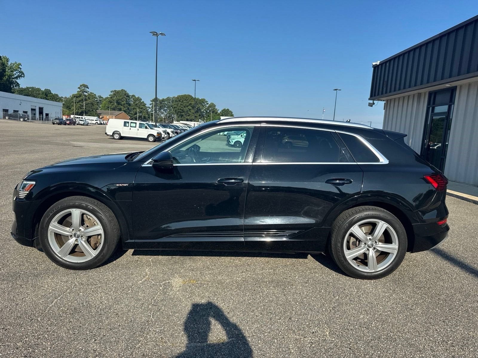 2019 Audi e-tron Premium Plus