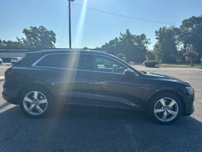 2019 Audi e-tron Premium Plus