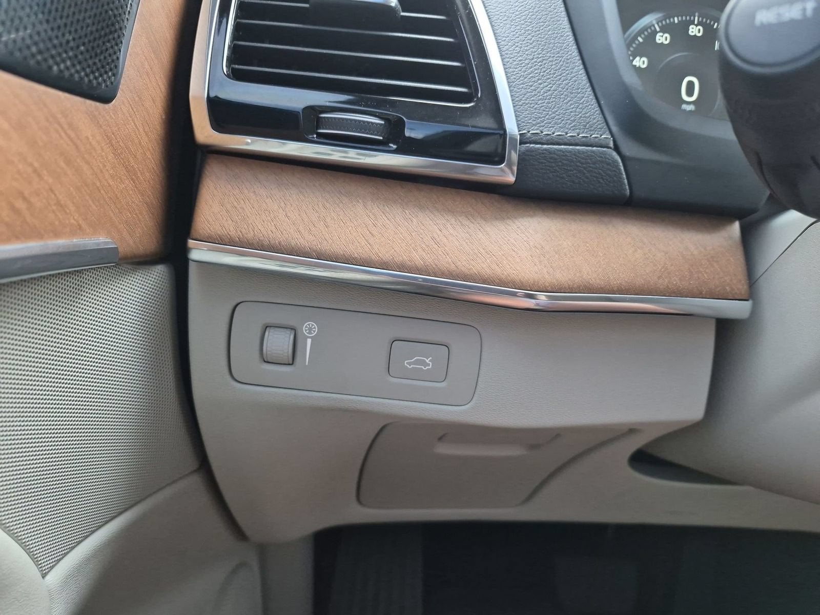 2020 Volvo XC90 T6 Inscription 7 Passenger