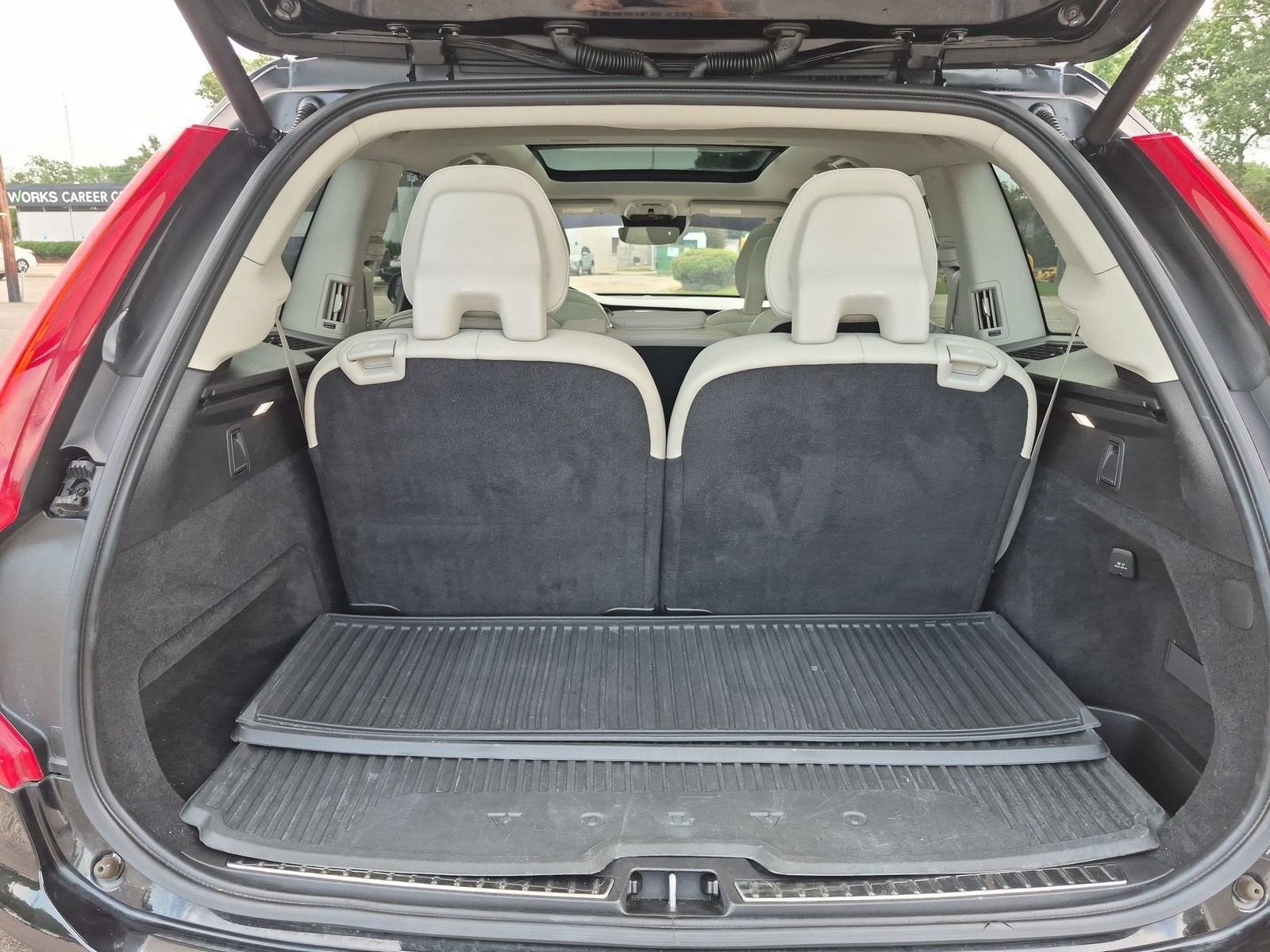 2020 Volvo XC90 T6 Inscription 7 Passenger